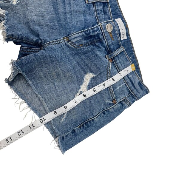 Ann Taylor Loft Womens Distressed Denim Shorts Size 24/00 Raw Hem Casual Summer - Picture 13 of 13
